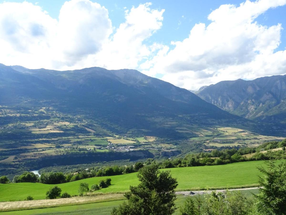 Le Massif Des Ecrins Crots Exteriör bild